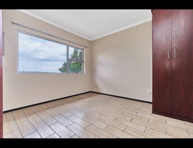 1 BEDROOM APARTMENT FOR SALE IN FERNDALE